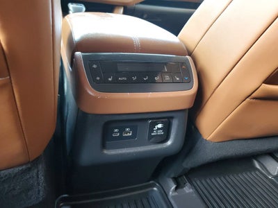 2022 Nissan Pathfinder Platinum 4WD