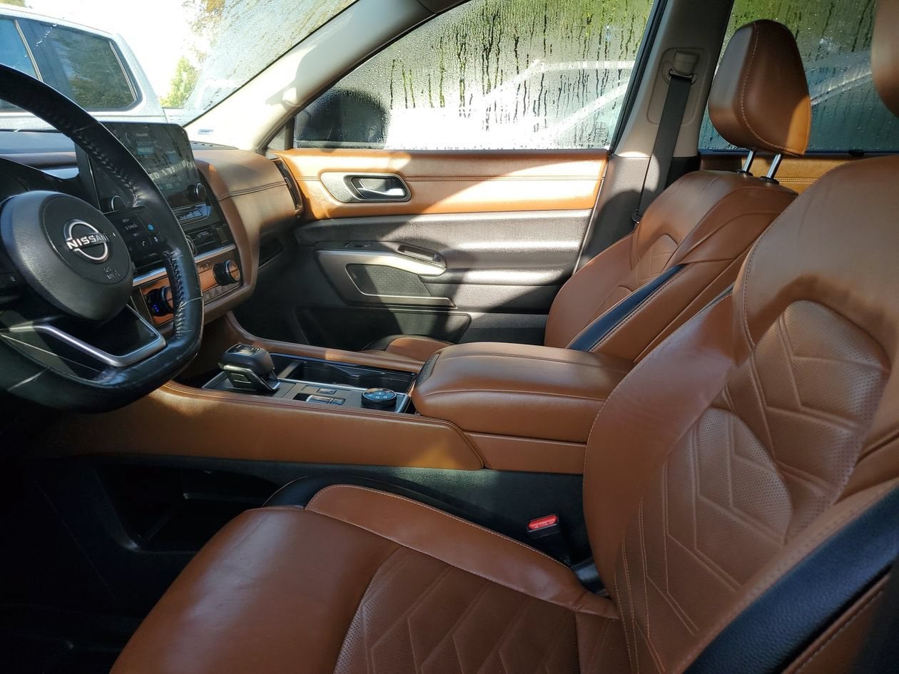 2022 Nissan Pathfinder Platinum 4WD