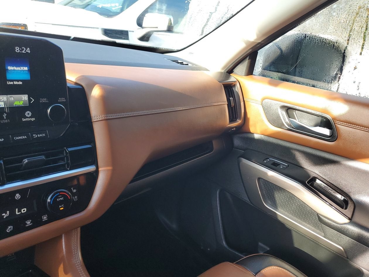 2022 Nissan Pathfinder Platinum 4WD