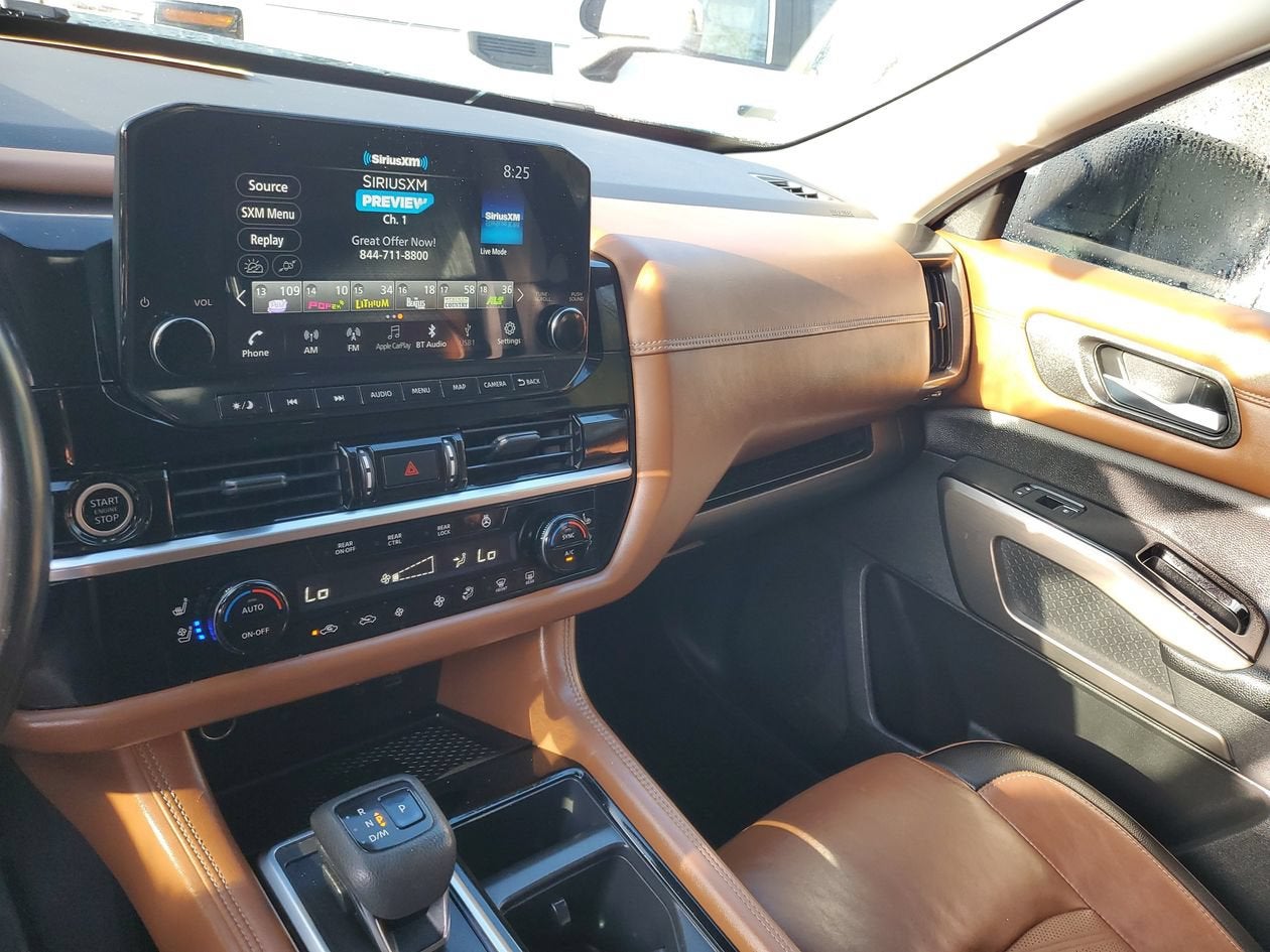 2022 Nissan Pathfinder Platinum 4WD