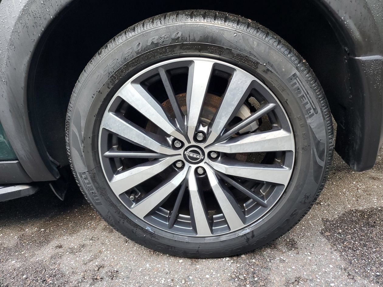 2022 Nissan Pathfinder Platinum 4WD