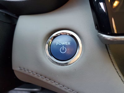 2022 Toyota Highlander Hybrid Platinum