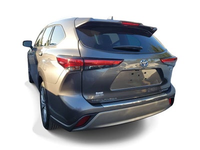 2022 Toyota Highlander Hybrid Platinum