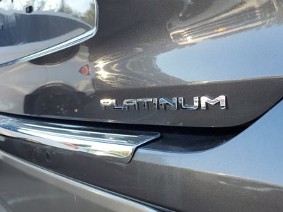 2022 Toyota Highlander Hybrid Platinum