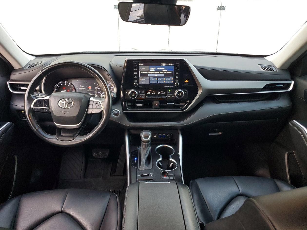 2022 Toyota Highlander XLE