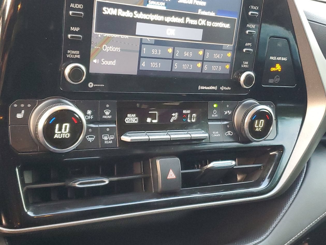 2022 Toyota Highlander XLE