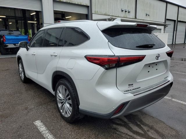 2023 Toyota Highlander Platinum