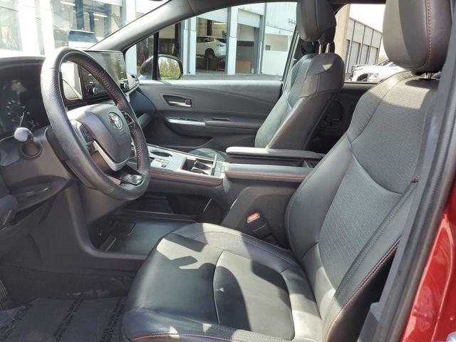 2022 Toyota Sienna XSE