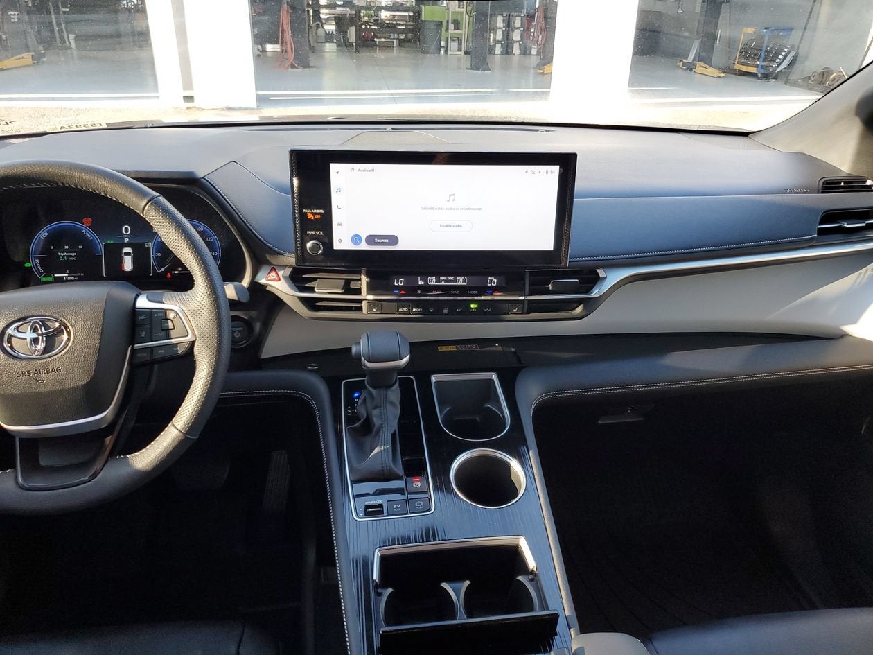 2025 Toyota Sienna XSE