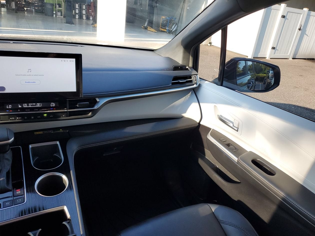 2025 Toyota Sienna XSE
