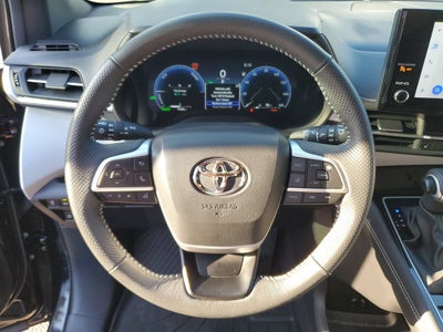 2025 Toyota Sienna XSE