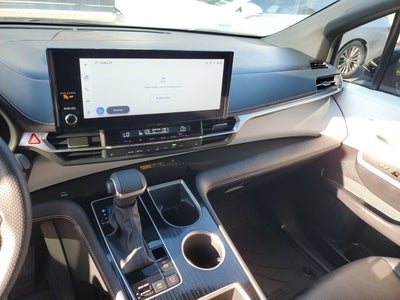 2025 Toyota Sienna XSE