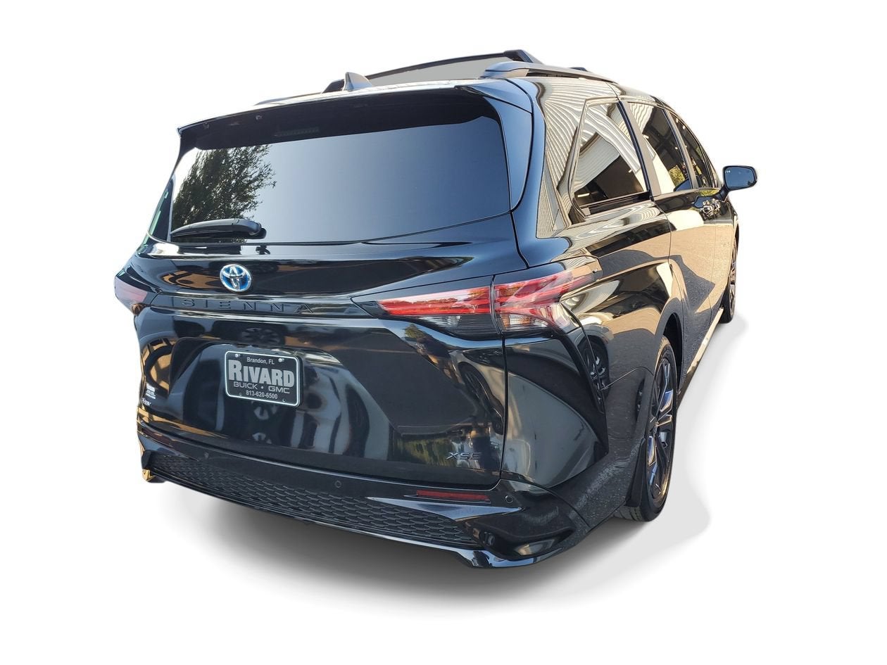 2025 Toyota Sienna XSE