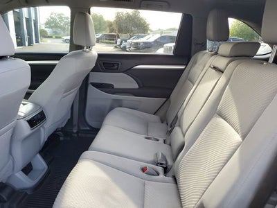 2018 Toyota Highlander LE