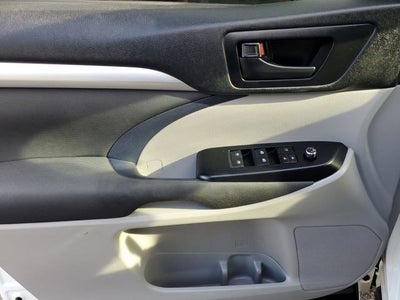 2018 Toyota Highlander LE