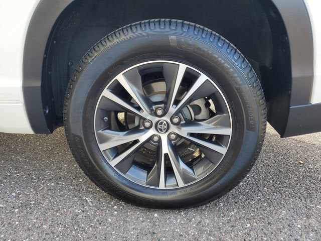 2018 Toyota Highlander LE