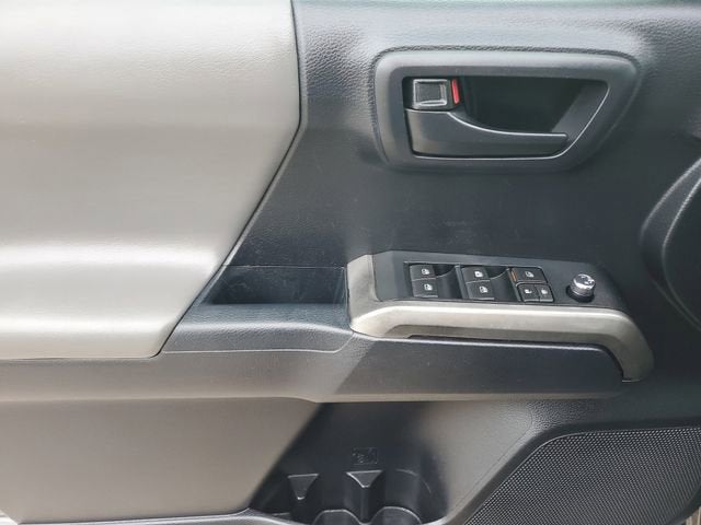 2018 Toyota Tacoma SR5 V6
