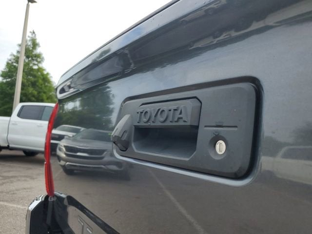2018 Toyota Tacoma SR5 V6
