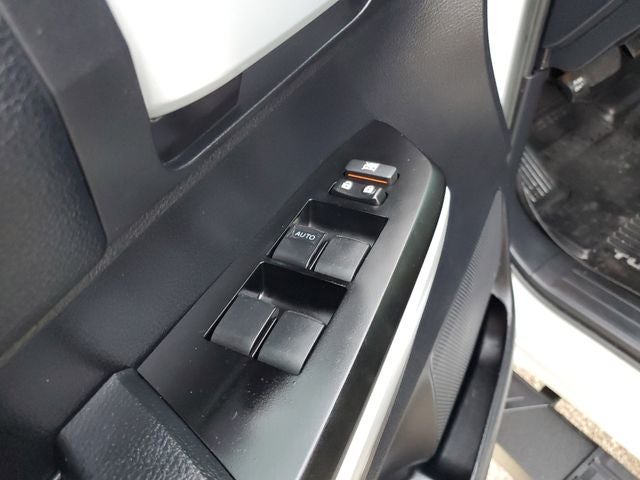 2019 Toyota Tundra SR5 5.7L V8