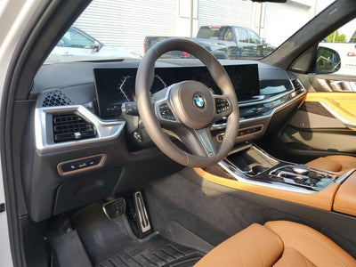2025 BMW X7 xDrive40i