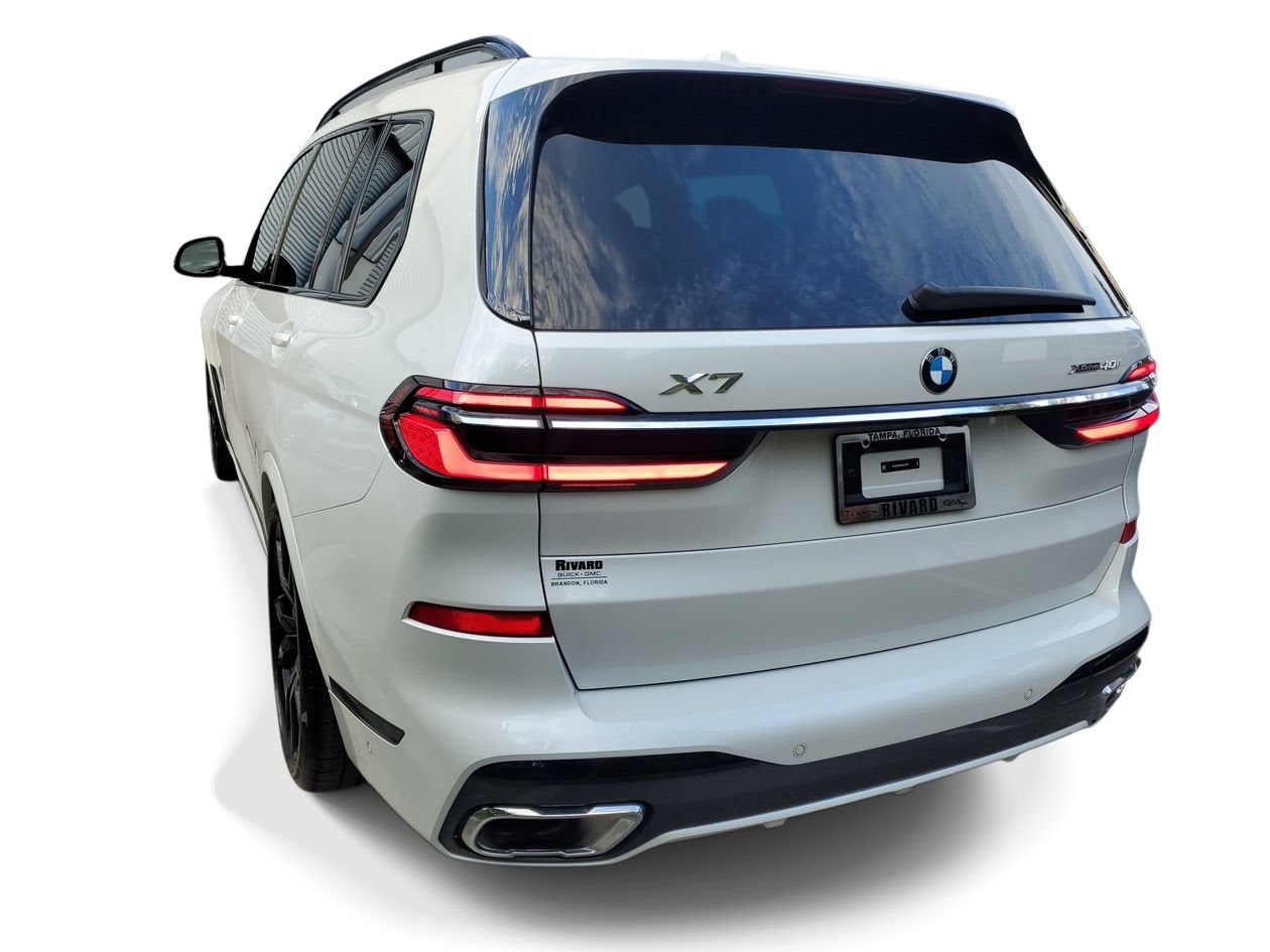 2025 BMW X7 xDrive40i