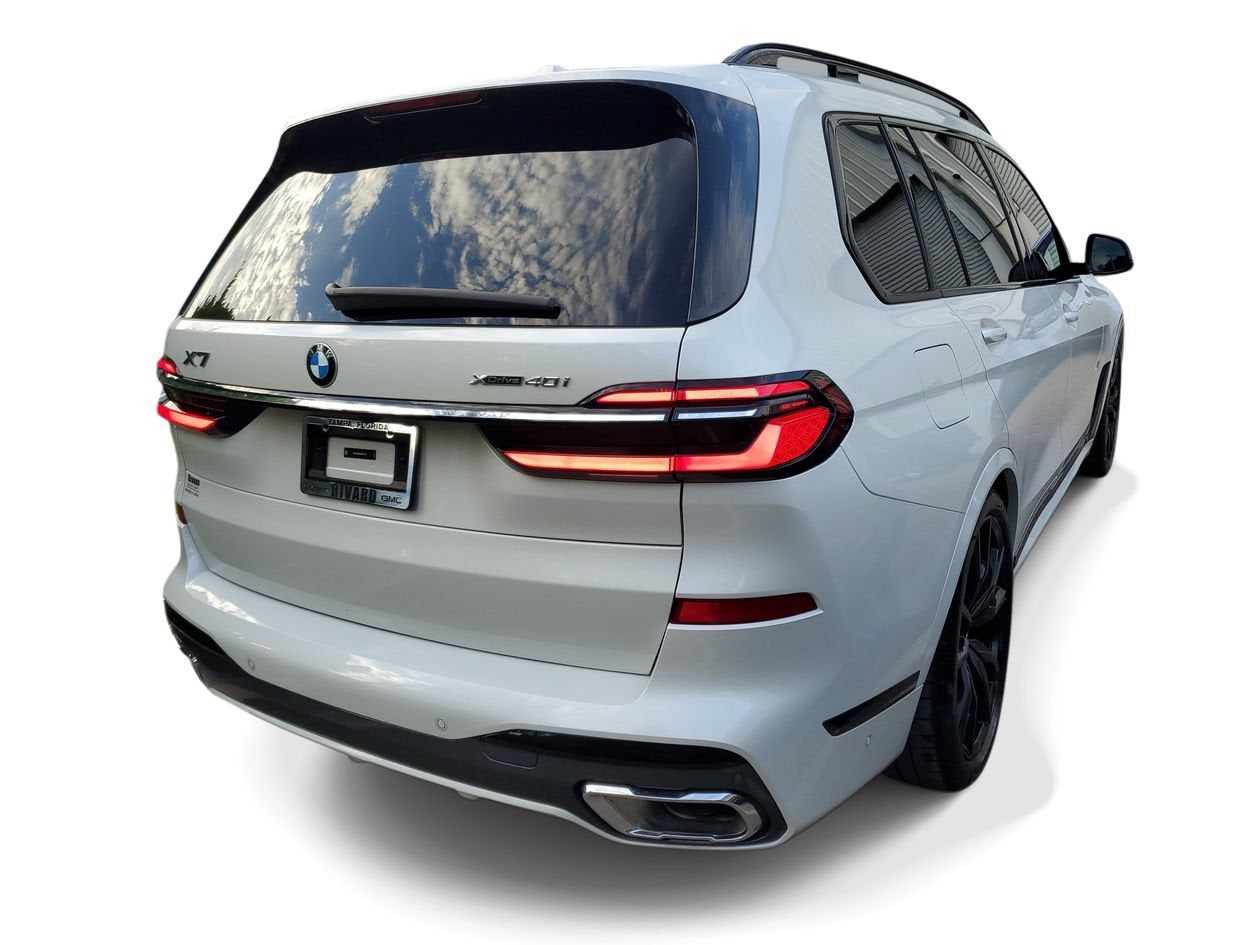 2025 BMW X7 xDrive40i