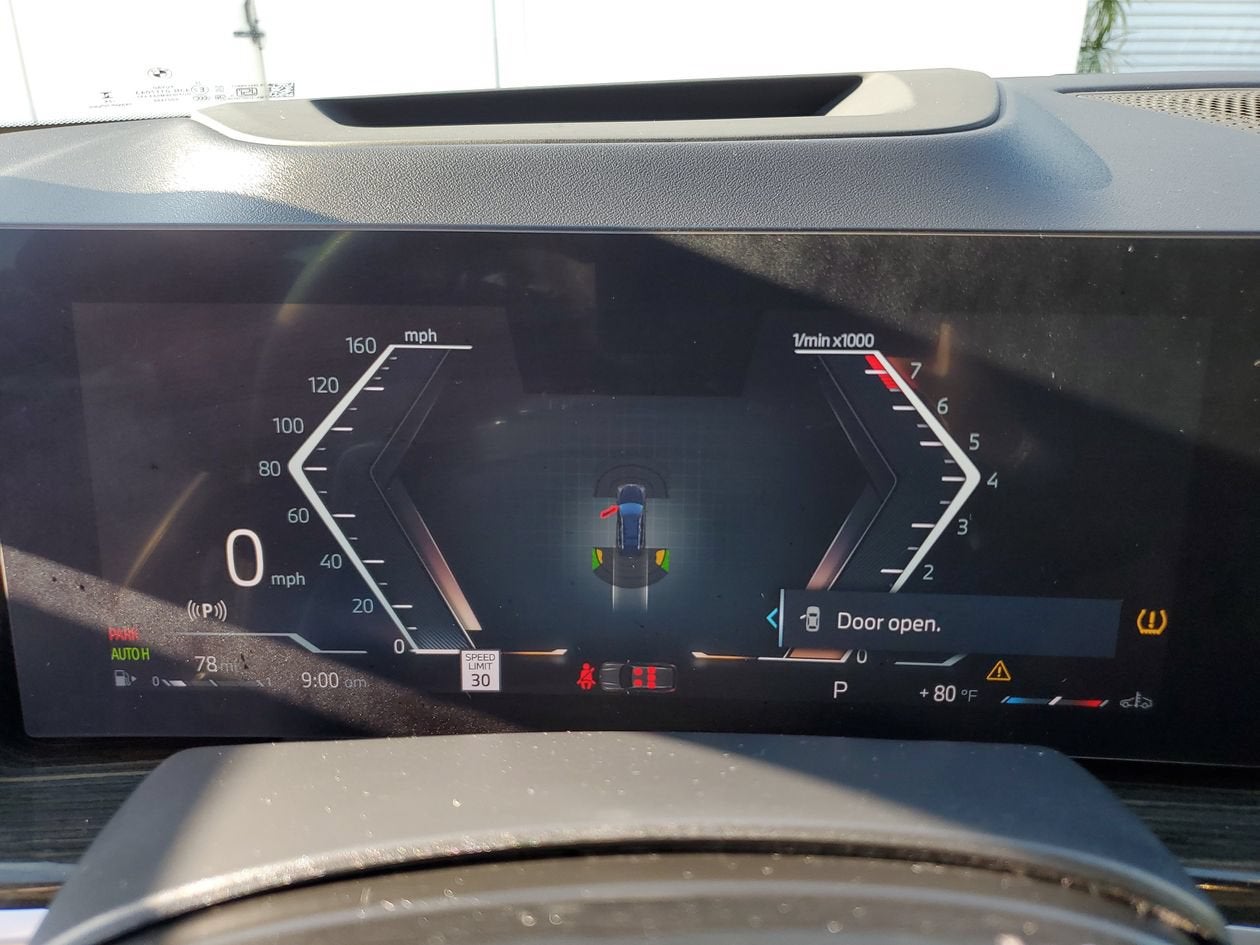 2025 BMW X7 xDrive40i