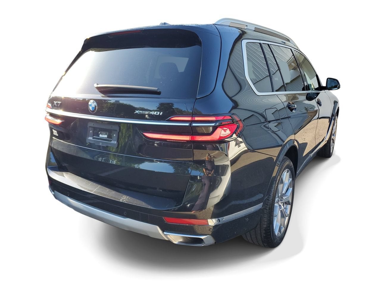 2025 BMW X7 xDrive40i