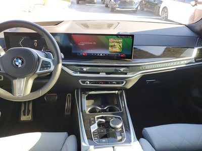 2024 BMW X7 xDrive40i