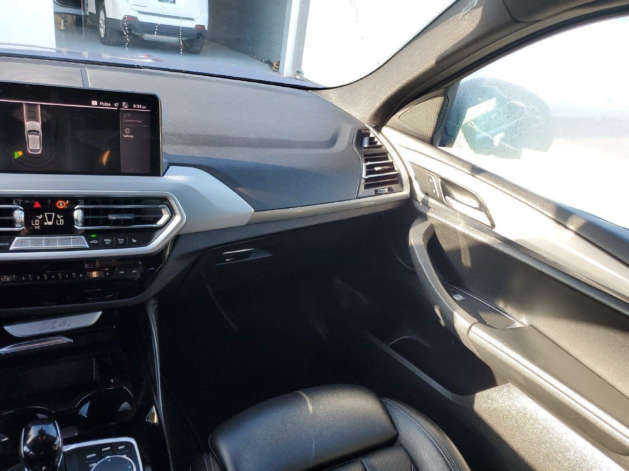 2022 BMW X4 xDrive30i