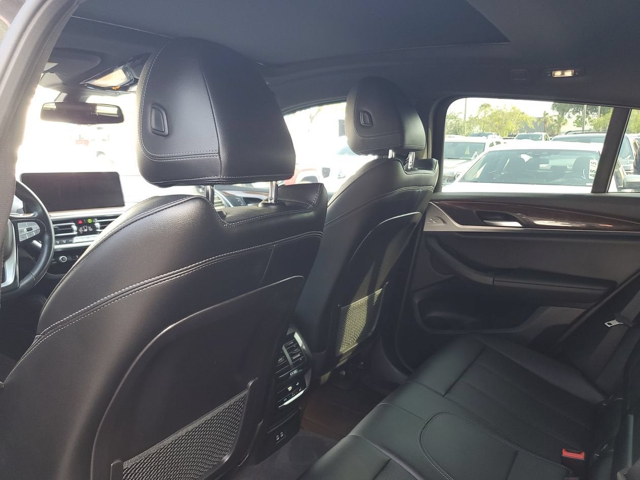2024 BMW X4 xDrive30i