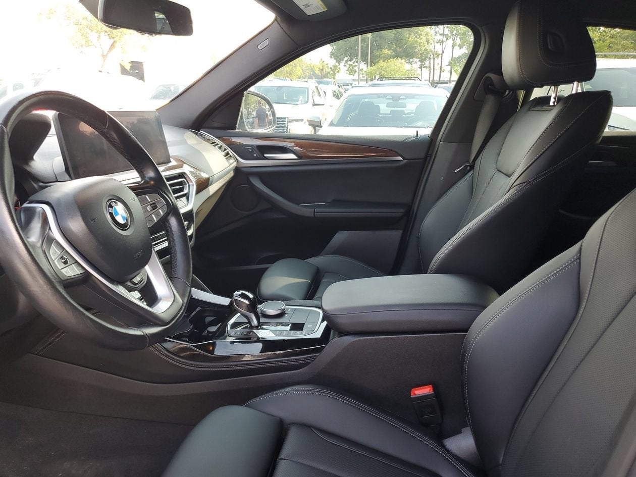 2024 BMW X4 xDrive30i