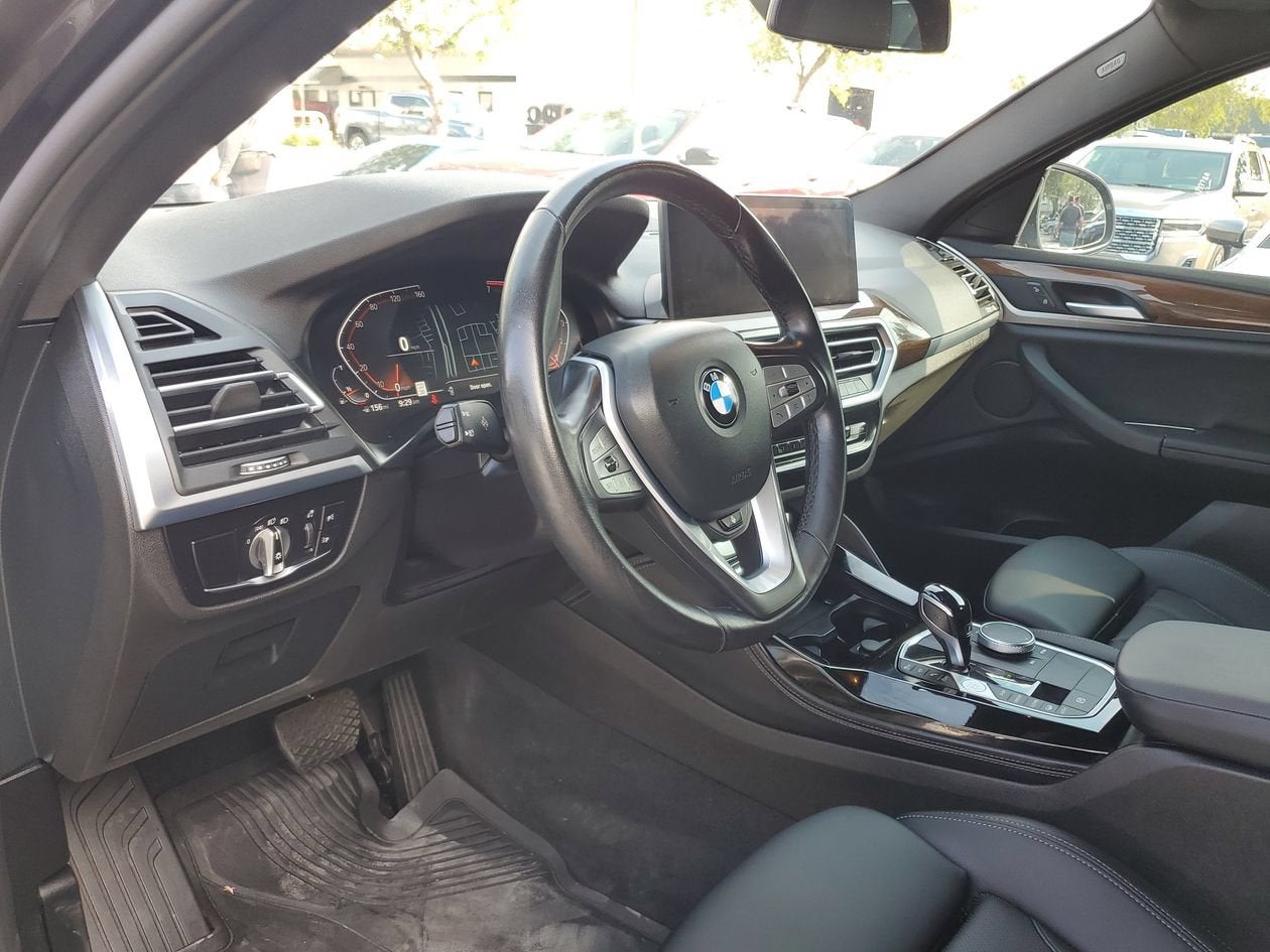 2024 BMW X4 xDrive30i