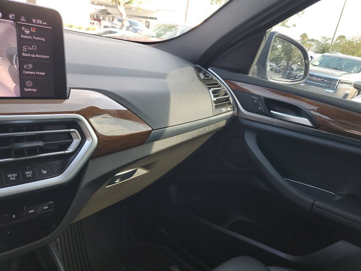 2024 BMW X4 xDrive30i