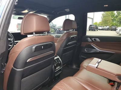 2024 BMW X7 M60i