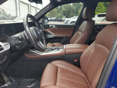 2024 BMW X7 M60i