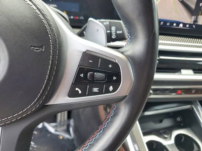 2024 BMW X7 M60i