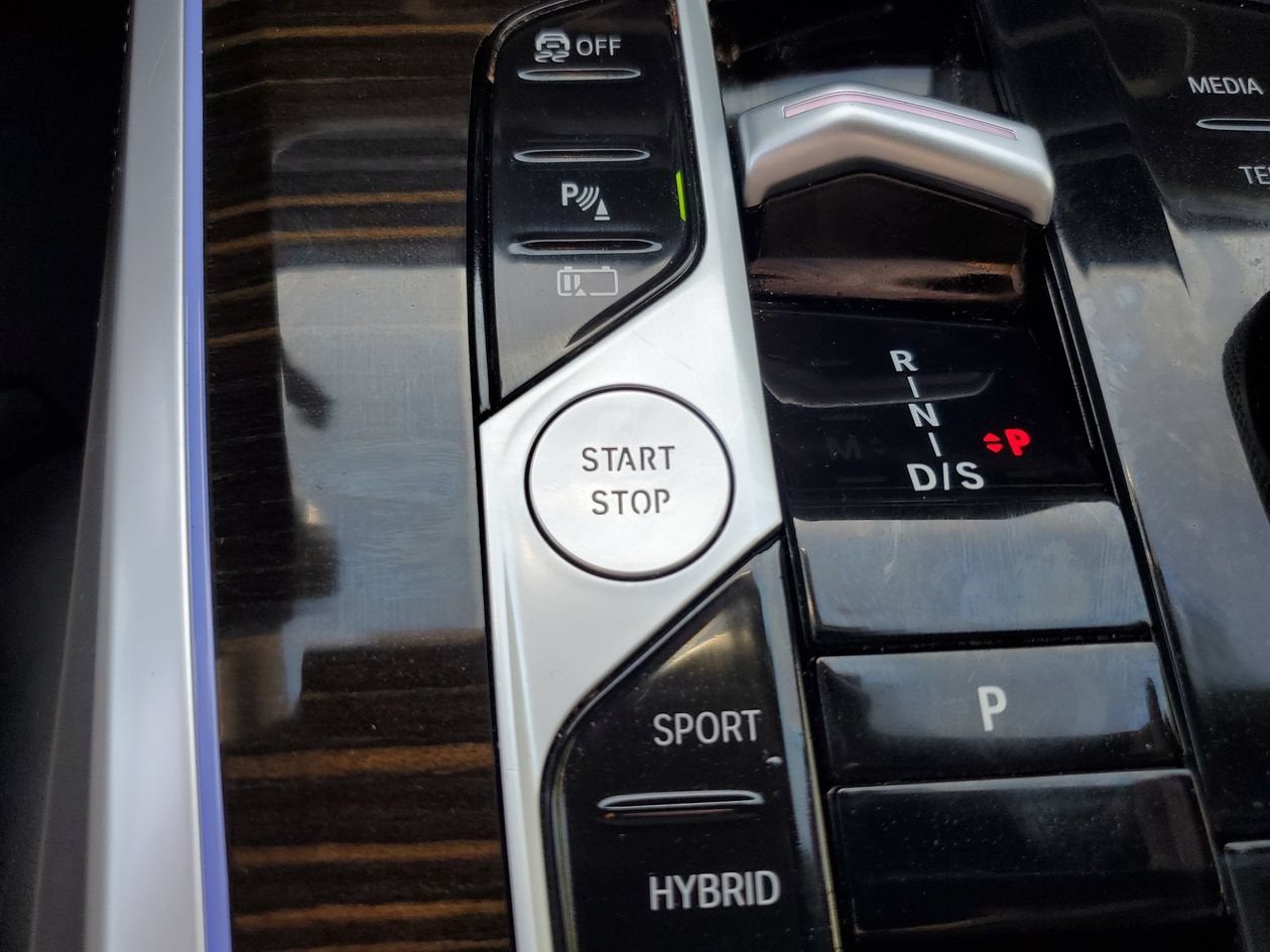 2025 BMW X5 xDrive50e