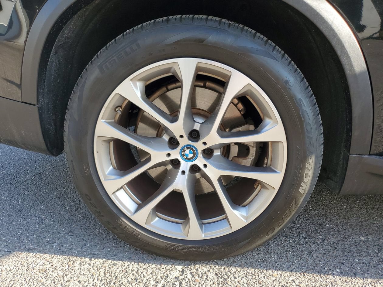 2025 BMW X5 xDrive50e
