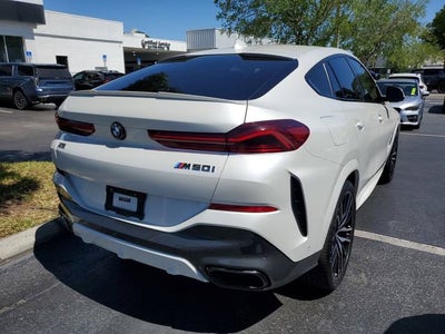 2021 BMW X6 M50i