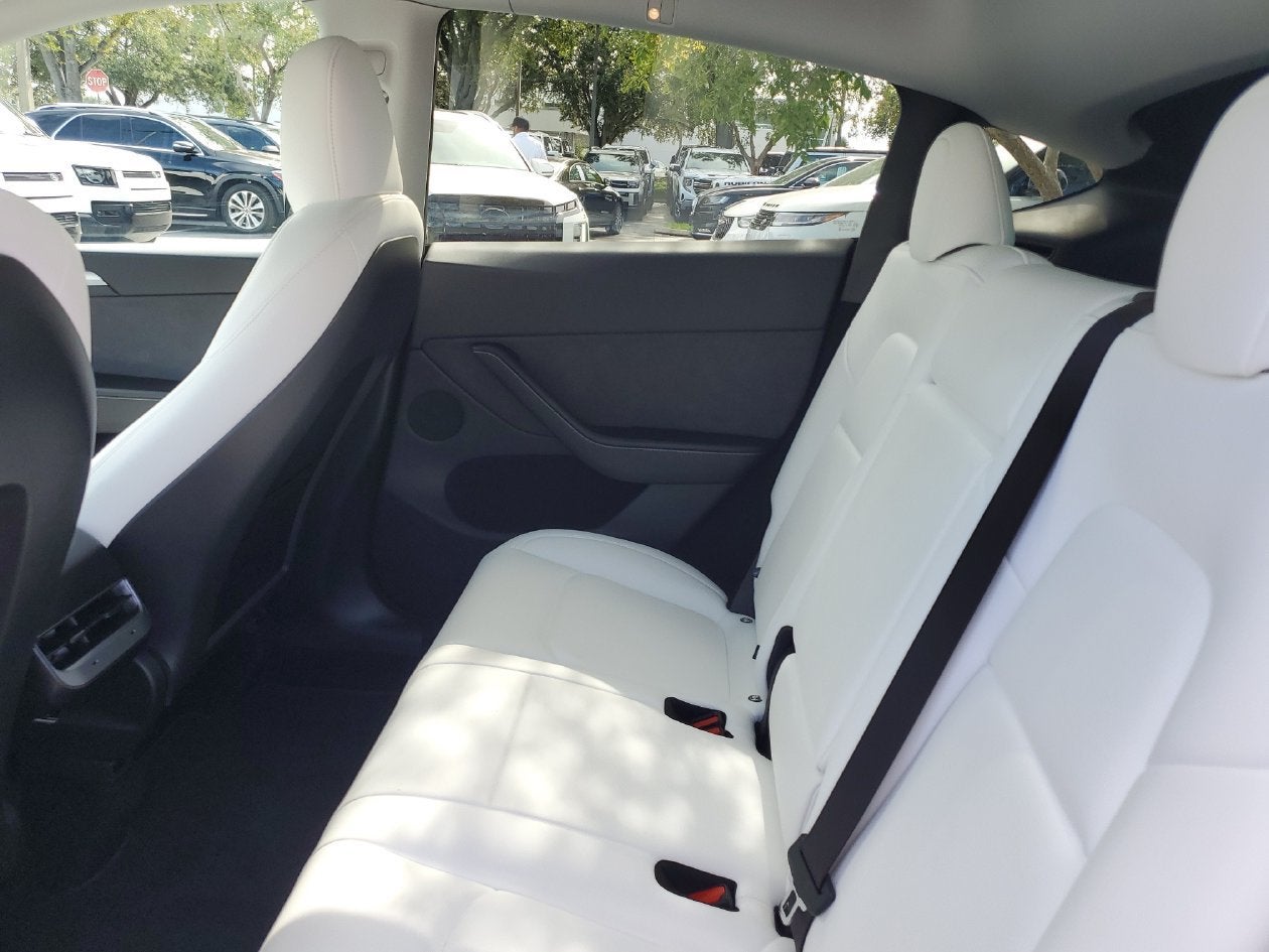 2025 Tesla Model Y Long Range
