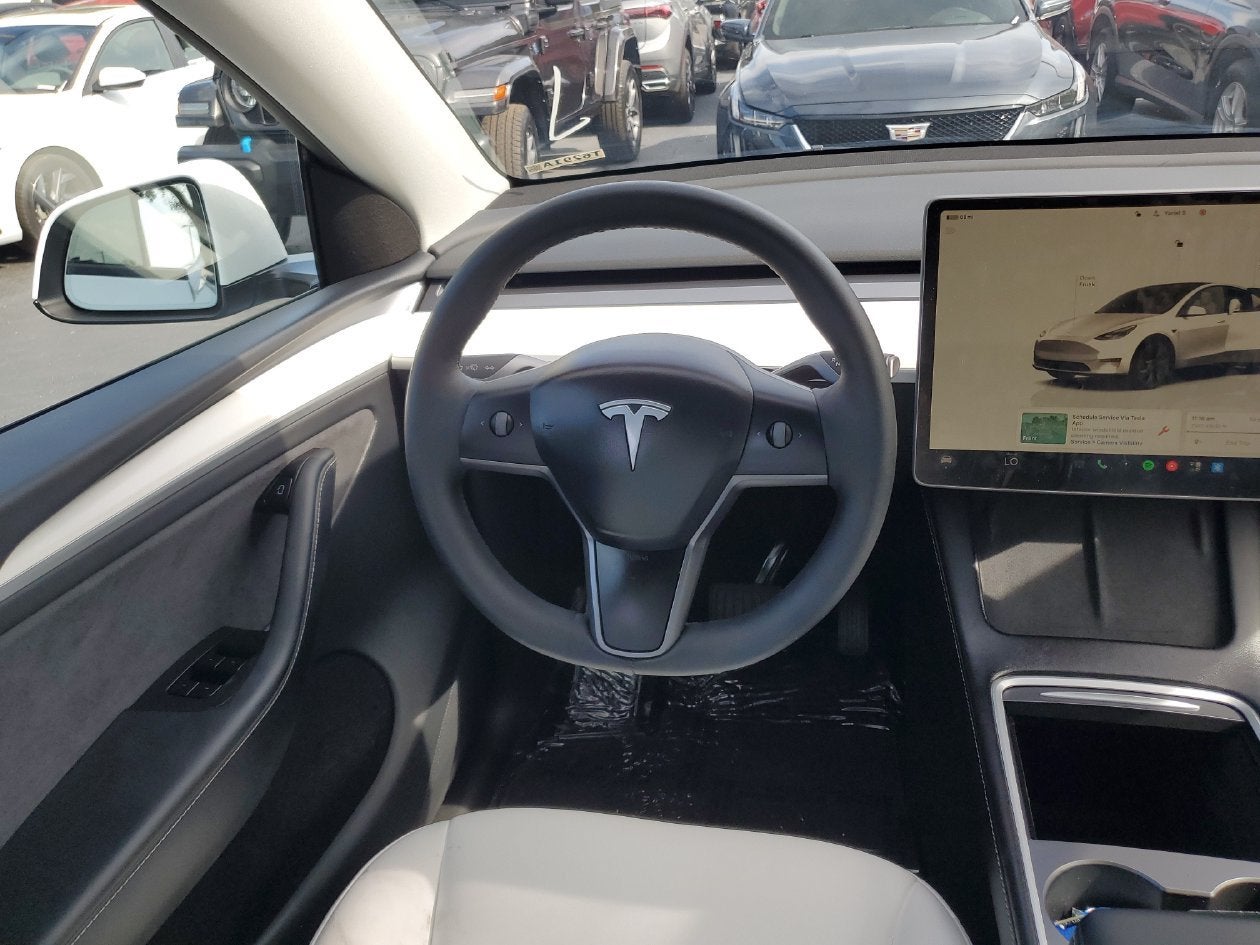 2025 Tesla Model Y Long Range