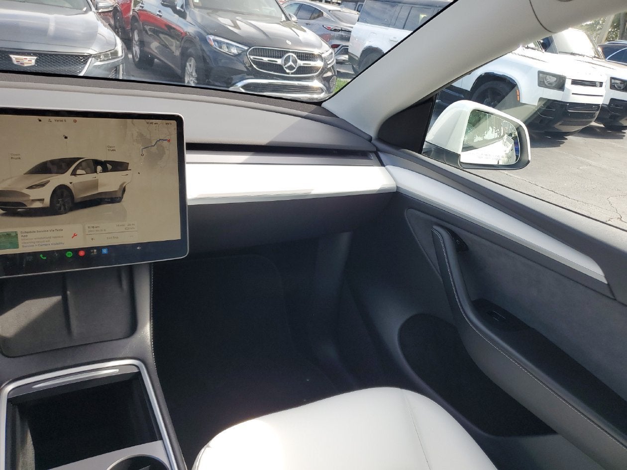 2025 Tesla Model Y Long Range
