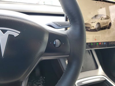 2025 Tesla Model Y Long Range