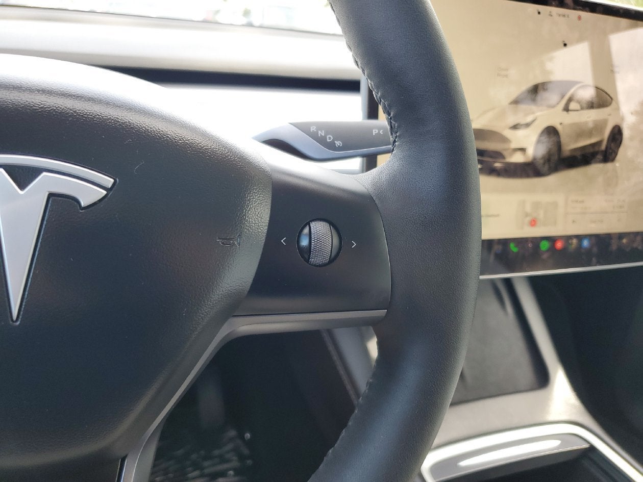2025 Tesla Model Y Long Range