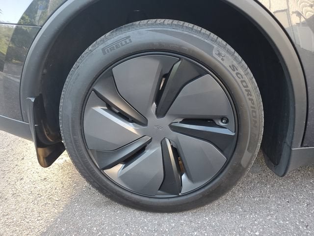 2026 Tesla Model Y Premium