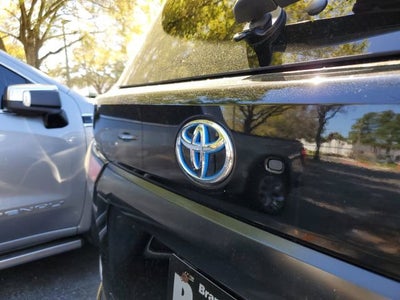 2024 Toyota Sequoia SR5