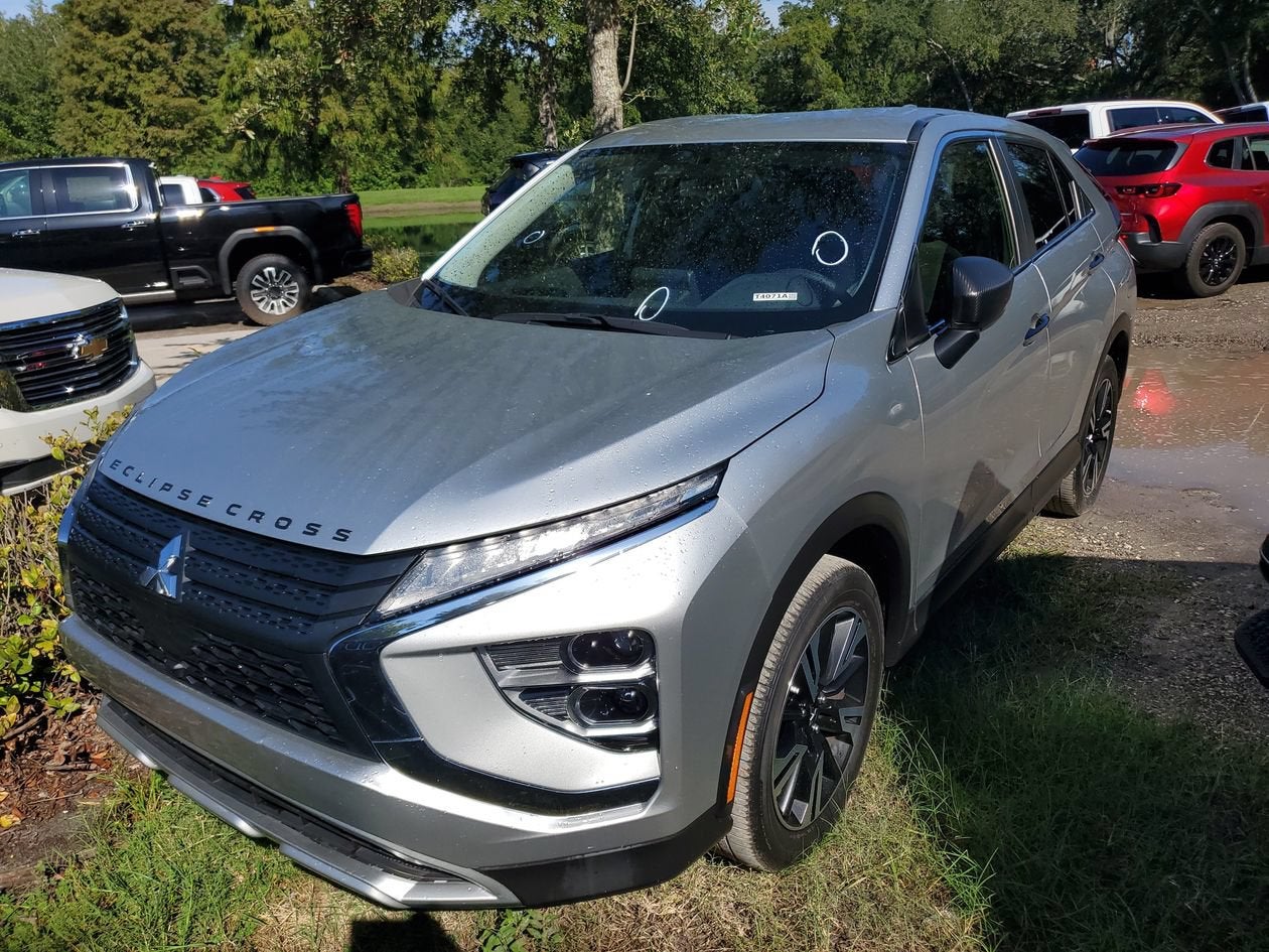 2023 Mitsubishi Eclipse Cross SE