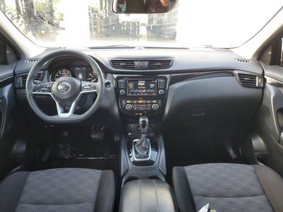 2020 Nissan Rogue Sport SV