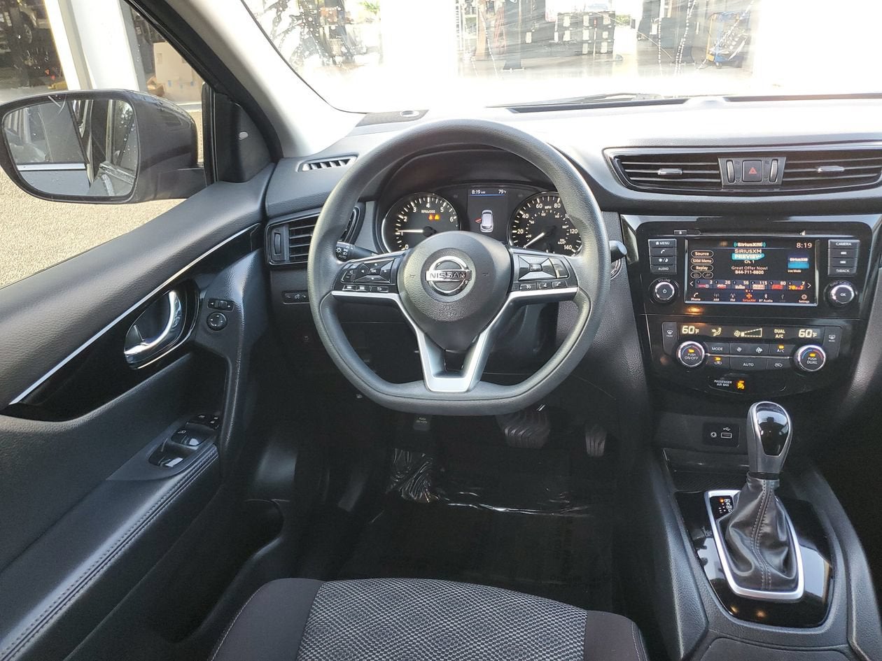 2020 Nissan Rogue Sport SV